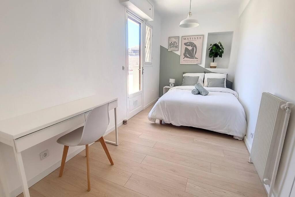 3P Central Refait A Neuf - Parking L430Cm X W275Cm Antibes Eksteriør bilde